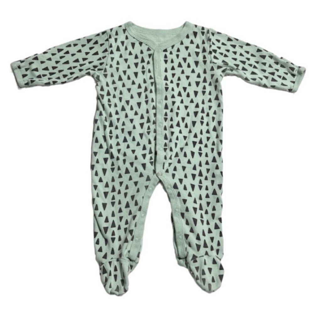 Rosie Pope gender neutral triangle print footie sleeper 3-6m